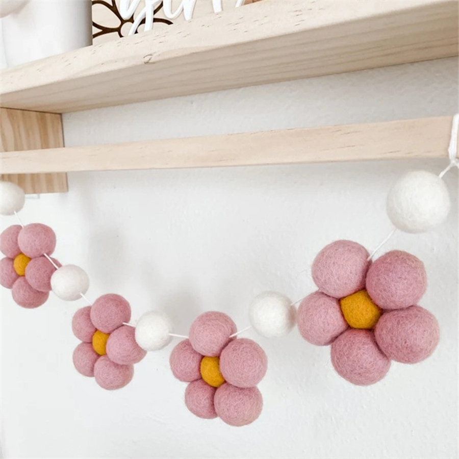 Handmade Felt Daisy Garland Bo - đánh giá và giá Baby Nursery Fabric
